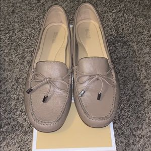 Michael Kors Sutton Leather Moccasin Dark Dune